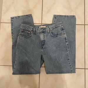 Levi’s Low Pro Straight Jeans - Size W29 L29
Vintage-Inspired & Water<LESS Denim